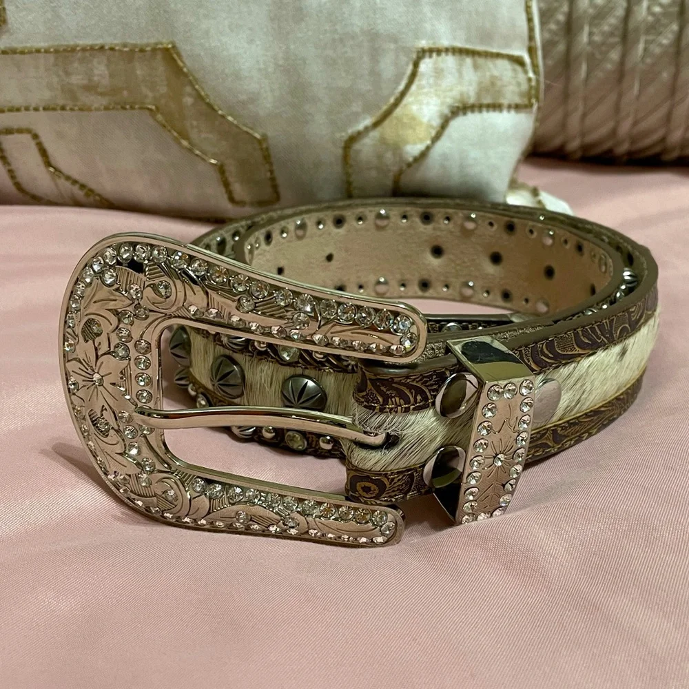Belt - Picture 1 of 4